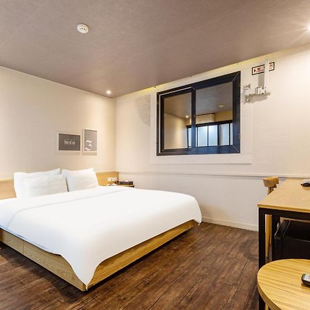 Dublin Hotel Пусан Екстериор снимка