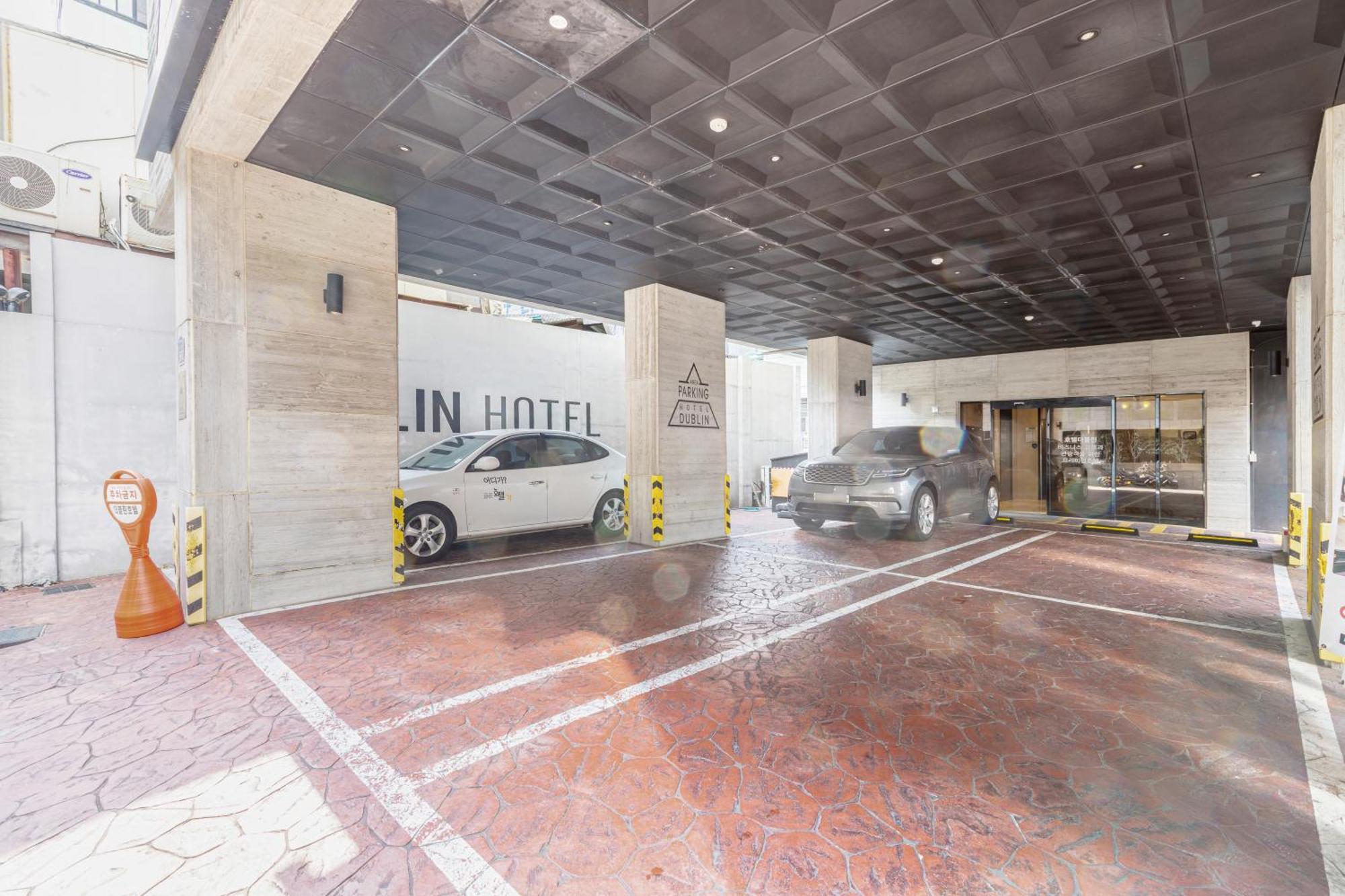Dublin Hotel Пусан Екстериор снимка