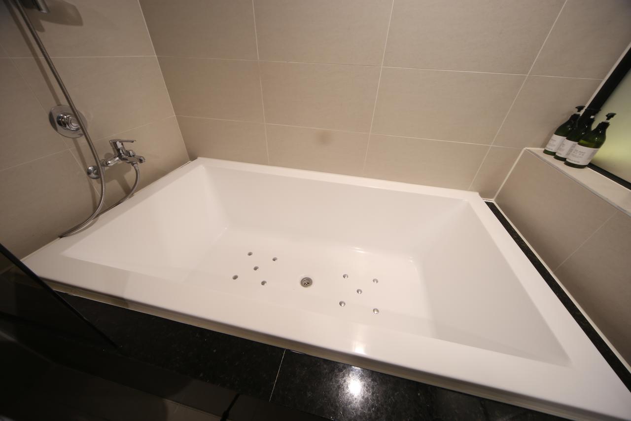 Dublin Hotel Пусан Екстериор снимка